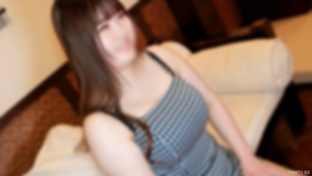 FC2-PPV-4476274 第一个肛门里面！对于她的第一个肛门和生殖器，G罩杯巨乳干净！布伦布伦享受吧！第二轮来了！ *特殊的高品质