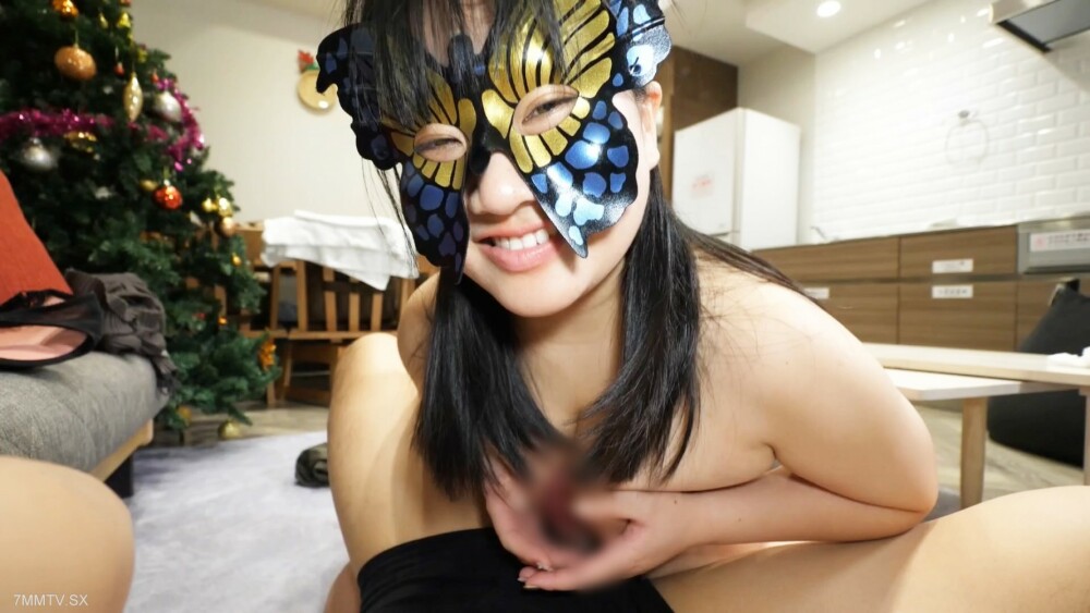 FC2-PPV-3202806 初次低语，大范围体验。一只快乐的手，一个对乳房外观做出反应的公共变形面具。可能持续的屈辱和失败……