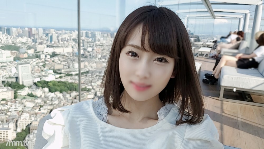 FC2-PPV-2183179 外貌！ !!数量有限！ 【未删减】与城中偶遇的美少女重逢！ !!在美丽的身体包裹在清晰的皮肤中出 ！ !! （第 2 部分）这是她的最后一部作品……