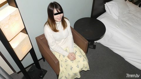 021520-01 第一次业余拍摄！一名从事主动机械工程的女大学生好奇地乞求阴道射精