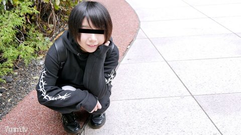 081721-01 我有一个业余女孩，她喜欢适合短发的性爱