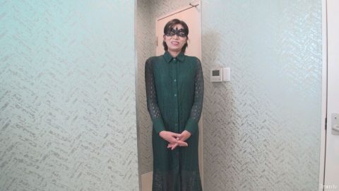 FC2-PPV-1730787 【第一枪】射精65岁美熟女太美☆前助产士风采出众的已婚女人在性交时喊老公射精“我65岁了，但我想再次闪耀一个女人》【个人拍摄】附高品质ZIP