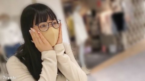 FC2-PPV-1816869 数量有限[未经审查] 当地文静的专业学生摘下眼镜时令人讨厌……脱下面具并进行阴道射精！